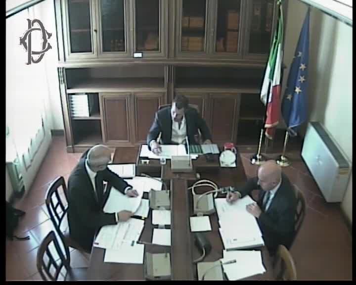 Segui la diretta Commissione rifiuti, audizione del Presidente dell’unità di  coordinamento del piano contro i roghi, Curcio su webtv.camera.it