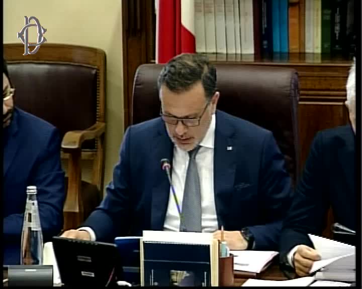 Segui la diretta Interrogazioni a risposta immediata su webtv.camera.it