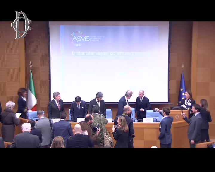 Segui la diretta La politica italiana e l'Agenda 2030 per lo sviluppo sostenibile. A che punto siamo? - Partecipano Fico e Conte su webtv.camera.it