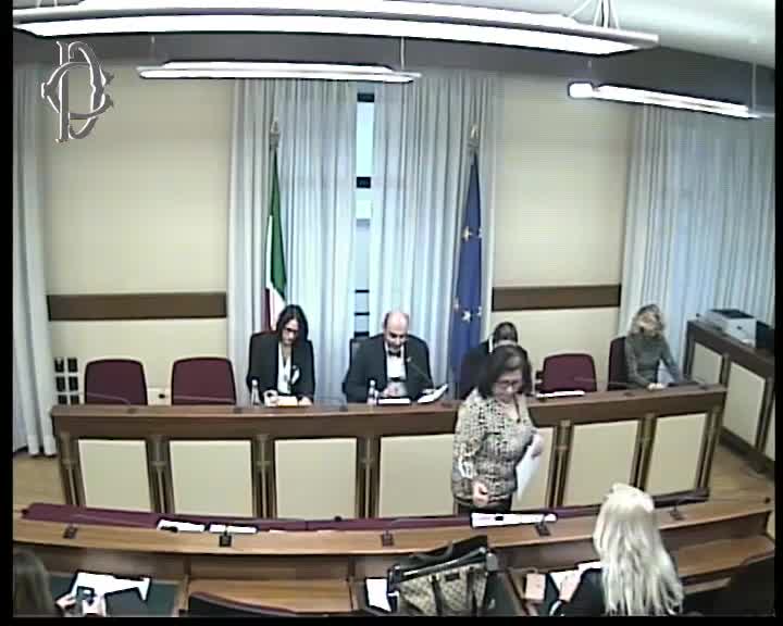 Segui la diretta Violenza sui minori, audizione della sociologa Longo su webtv.camera.it