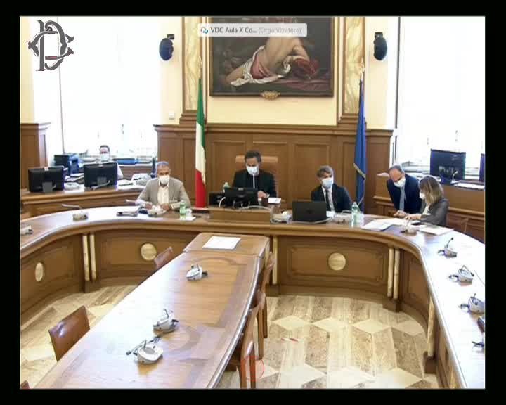 Segui la diretta Politica fiscale Ue, audizione Cottarelli su webtv.camera.it