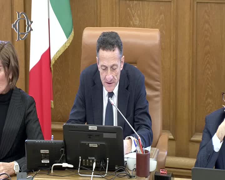 Segui la diretta Linee programmatiche su ricerca applicata, audizione Ministra Bernini su webtv.camera.it