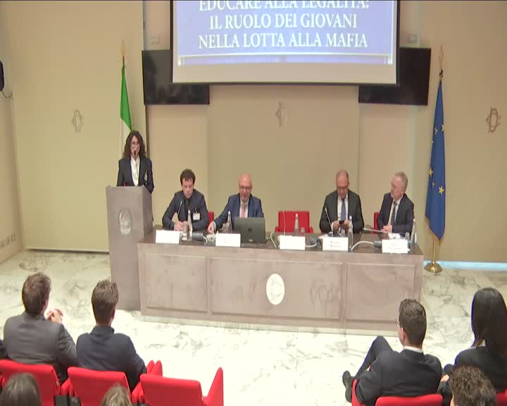 Segui la diretta ​Educare alla legalità: il ruolo dei giovani nella lotta alla mafia su webtv.camera.it