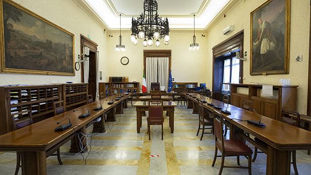 Segui la diretta Interrogazioni a risposta immediata - Ministero del lavoro e delle politiche sociali su webtv.camera.it