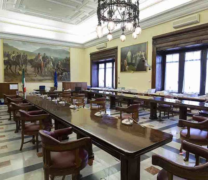 Segui la diretta Interrogazioni a risposta immediata - Ministero dell'Economia e delle Finanze su webtv.camera.it